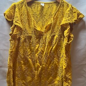 Mustard Yellow Eyelit flutter Sleeve Blouse all over embroidery detail size M